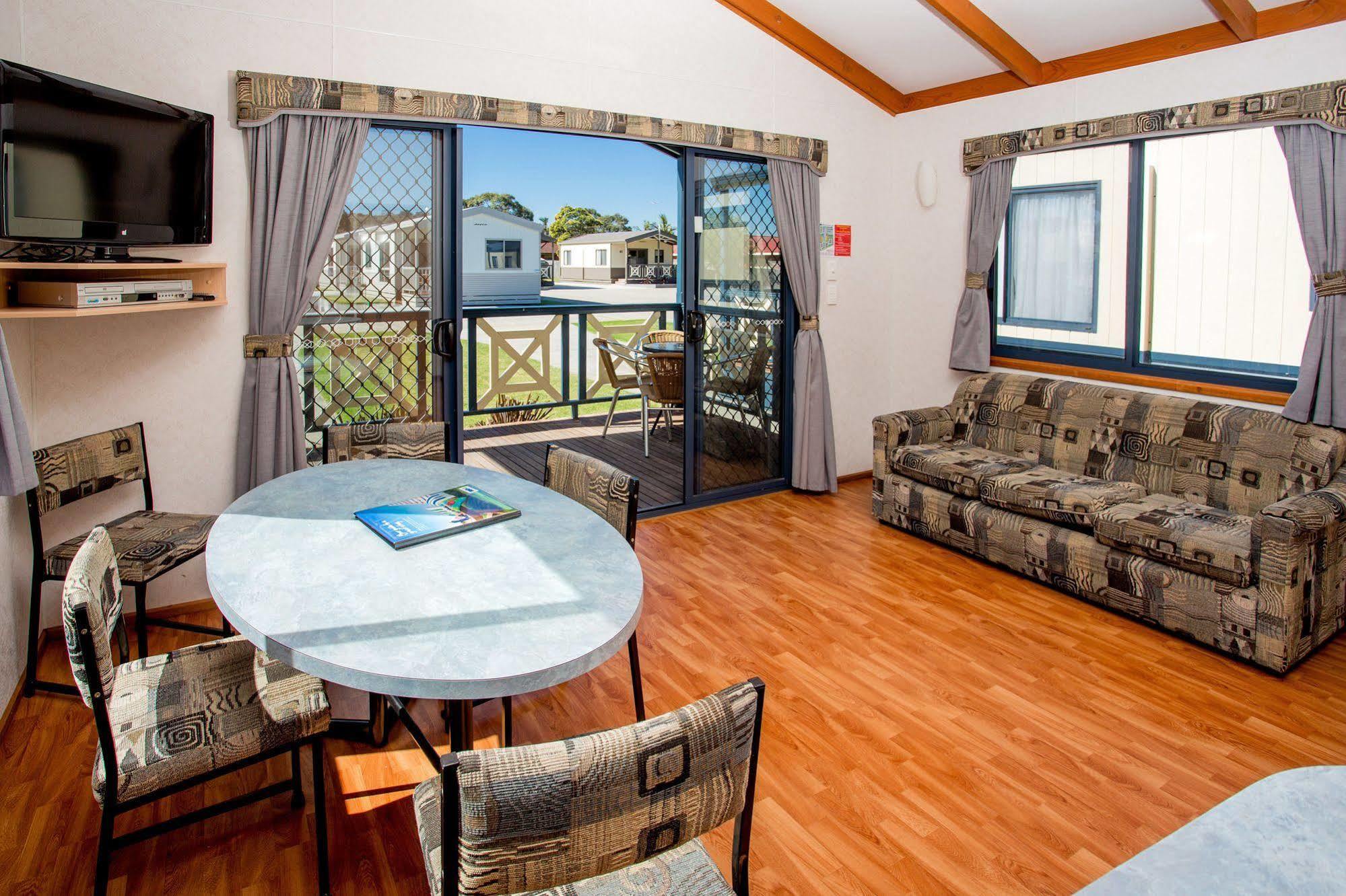 Big4 Whiters Holiday Village Lakes Entrance Exterior foto
